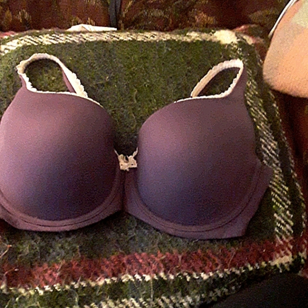VS lined demi